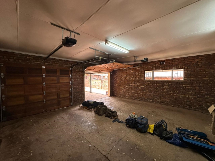 4 Bedroom Property for Sale in Doringkruin North West